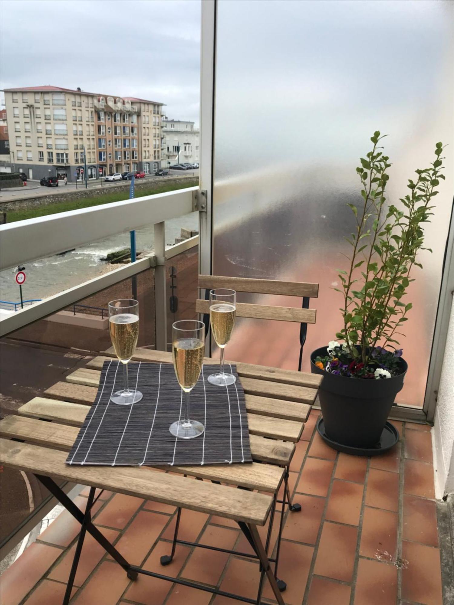 Une Jolie Vue - Appt 2 Pieces Vue Mer Balcon Sud ويميرو المظهر الخارجي الصورة
